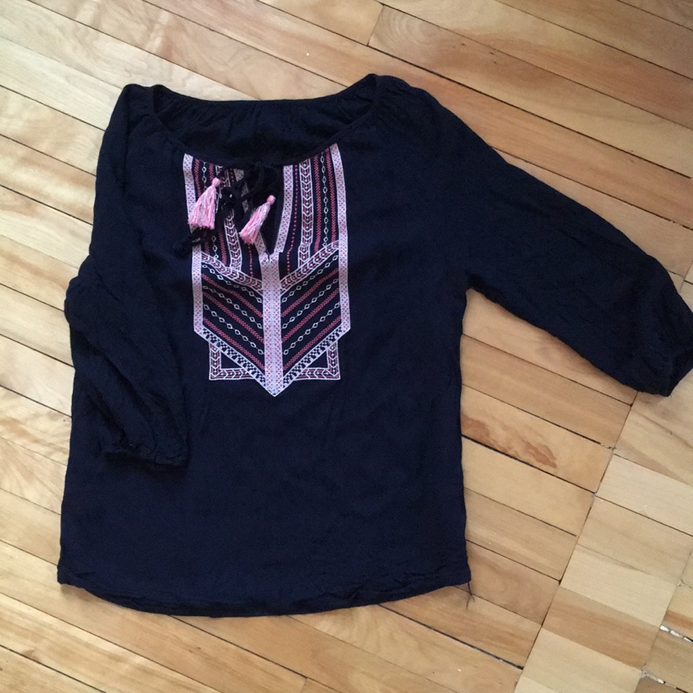 3/30$ Boho lined black embroidered top 3/4 sleeve